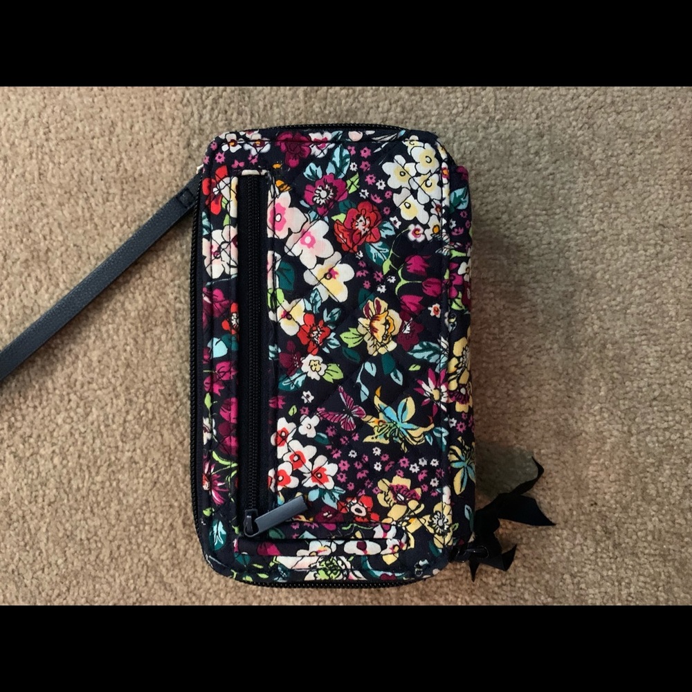 Vera Bradley wristlet wallet.  Brand new, used once.  No damage